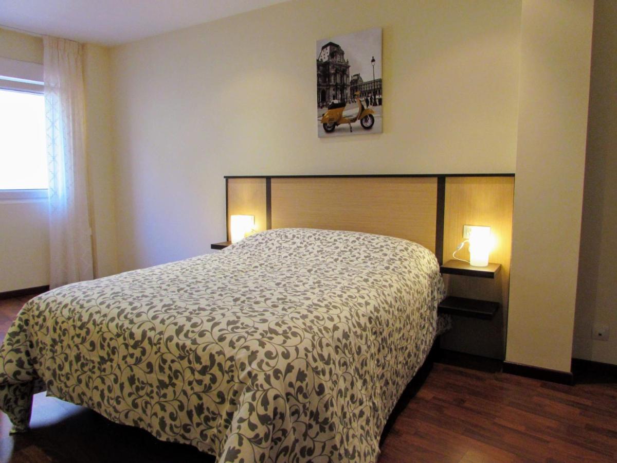 Apartamento En Centro De Fisterra Bagian luar foto